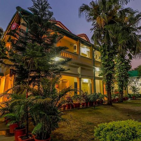 Hotel Heritage Dehradun Luaran gambar